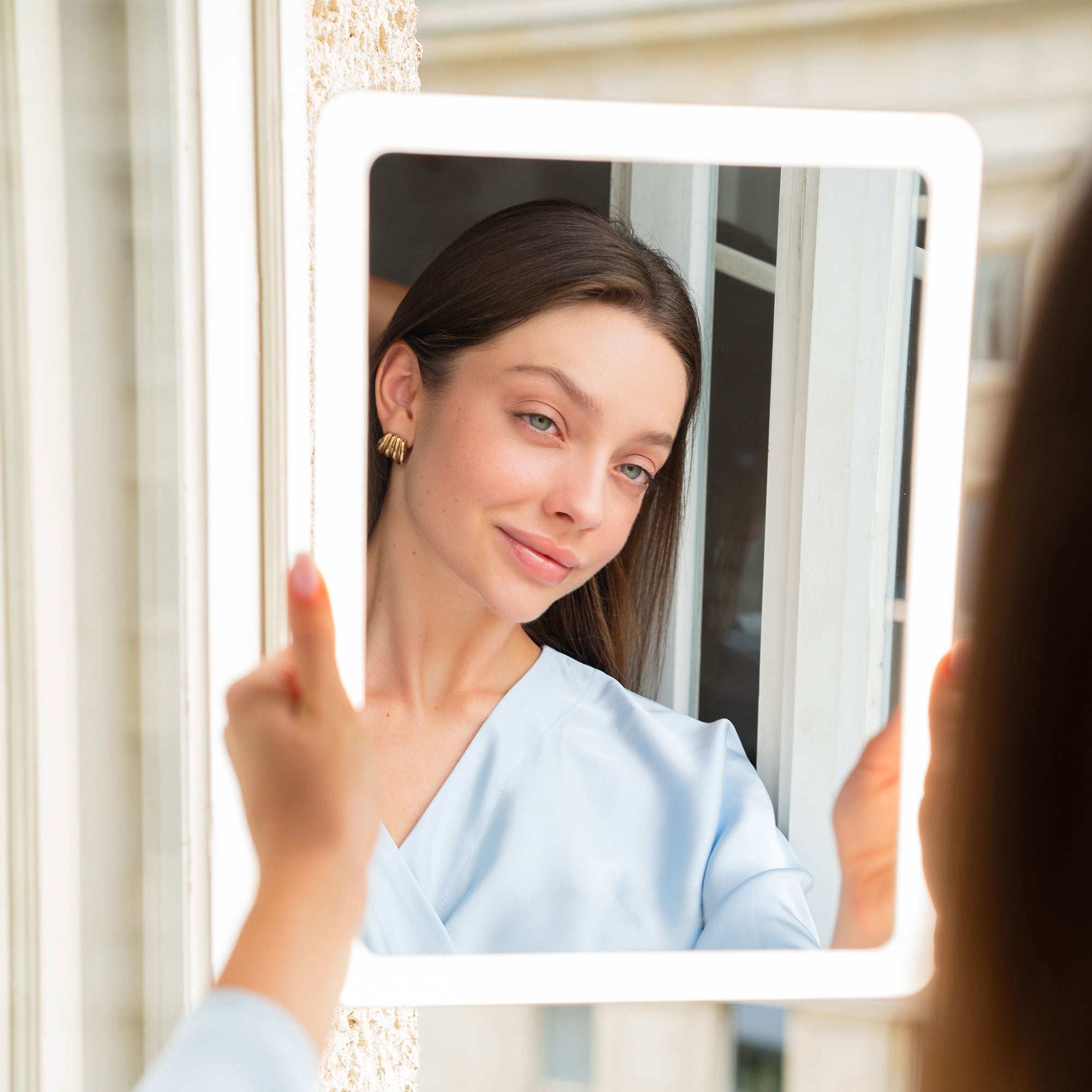 Slim Mirror